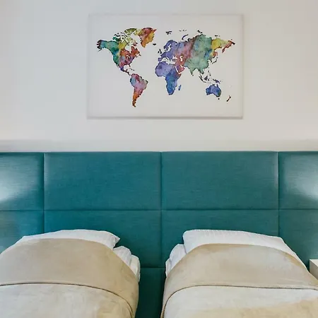 Eight Lux View In Old Town And Free Parking