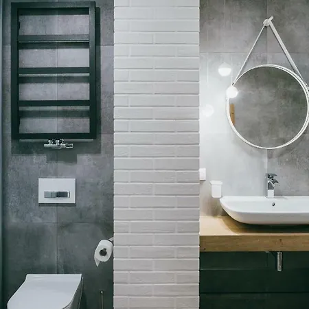 Eight Lux View In Old Town And Free Parking Krakkó