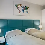 Апартаменты Eight Lux View In Old Town And Free Parking Краков